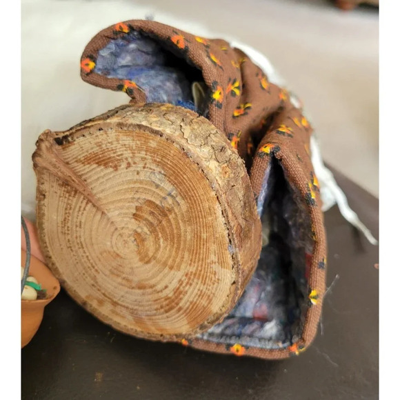 Creations Sylvette Amy  Santons Woman with Eggs - Picture 5 of 7